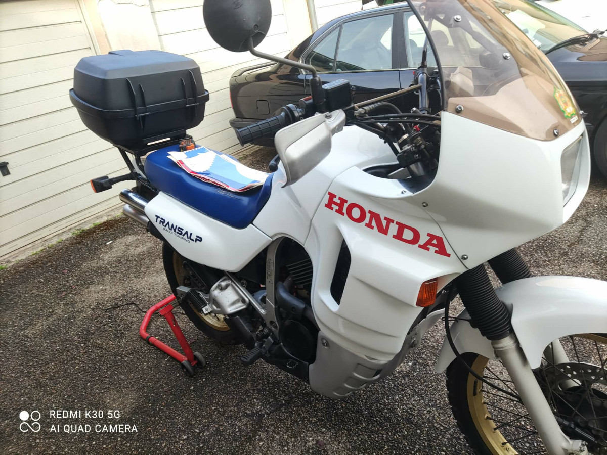 Messenger_creation_61C03BB7-A6FD-413E-BAE6-C780B7E4CAB5.jpeg